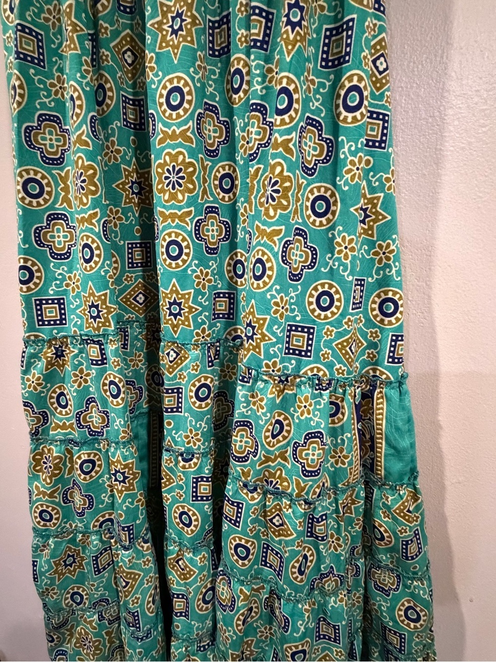 EUC Green Bohemians Smocked Maxi Dress Large - Picture 10 of 10